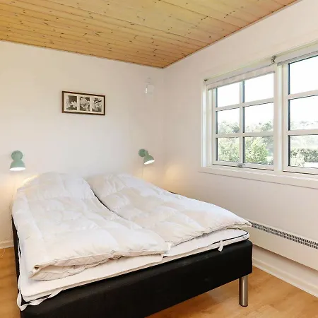 8 Person Holiday In Bl Vand Blåvand