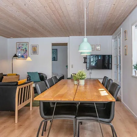 8 Person Holiday In Bl Vand *